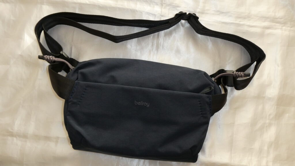 Bellroy Venture Sling 9Lの正面（外観）